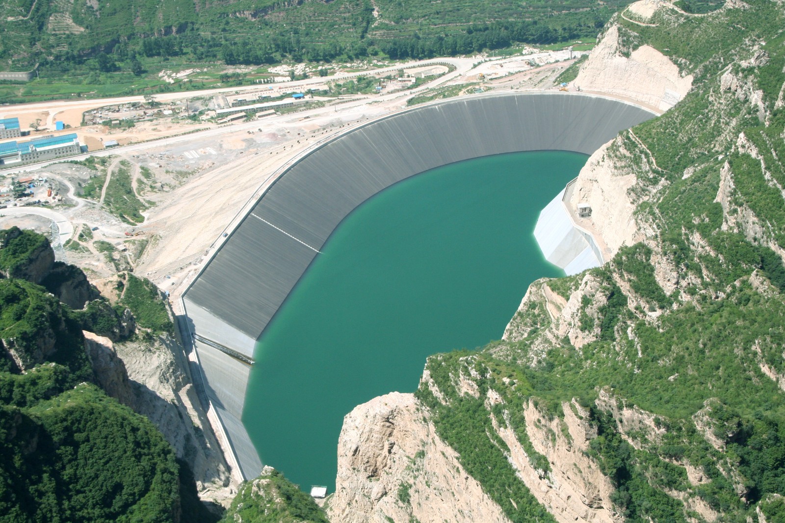 西龙池抽水蓄能电站下水库全景.JPG