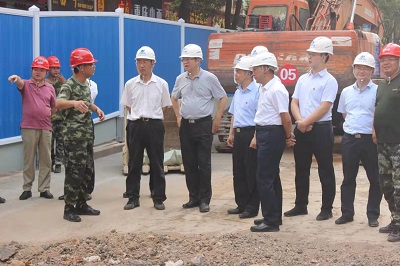 11.在四公司鹰潭项目部检查调研.jpg